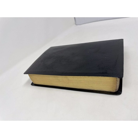 Holy Bible 1976 Giant Print King James Version Red Letter Reference Concordance - Picture 4 of 16